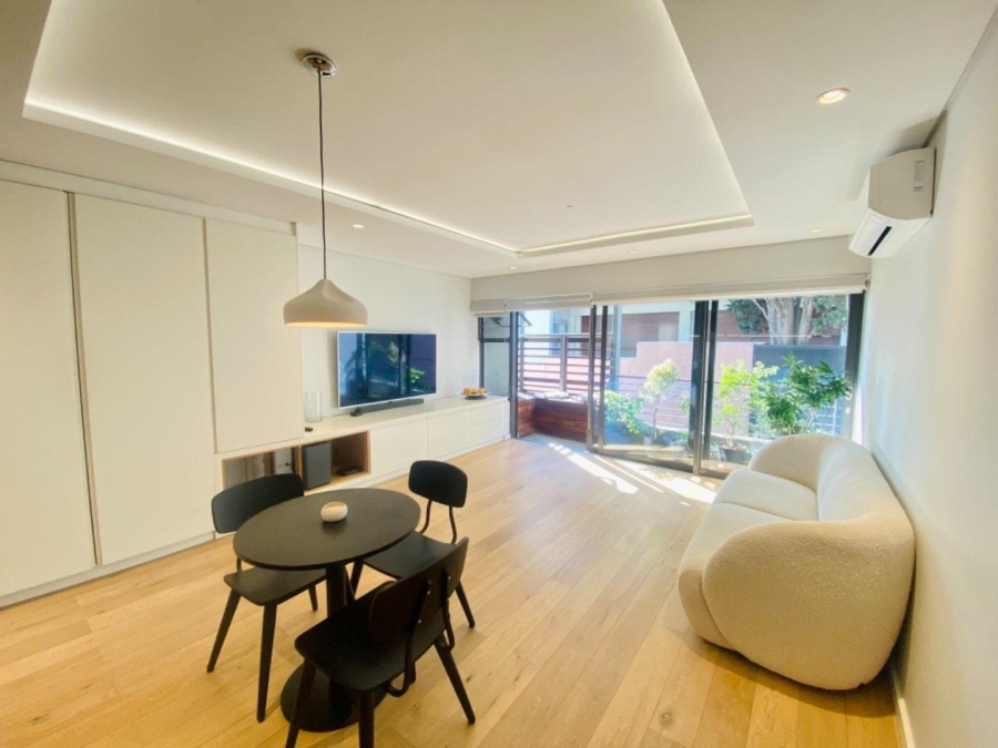 To Let 1 Bedroom Property for Rent in Sea Point Western Cape